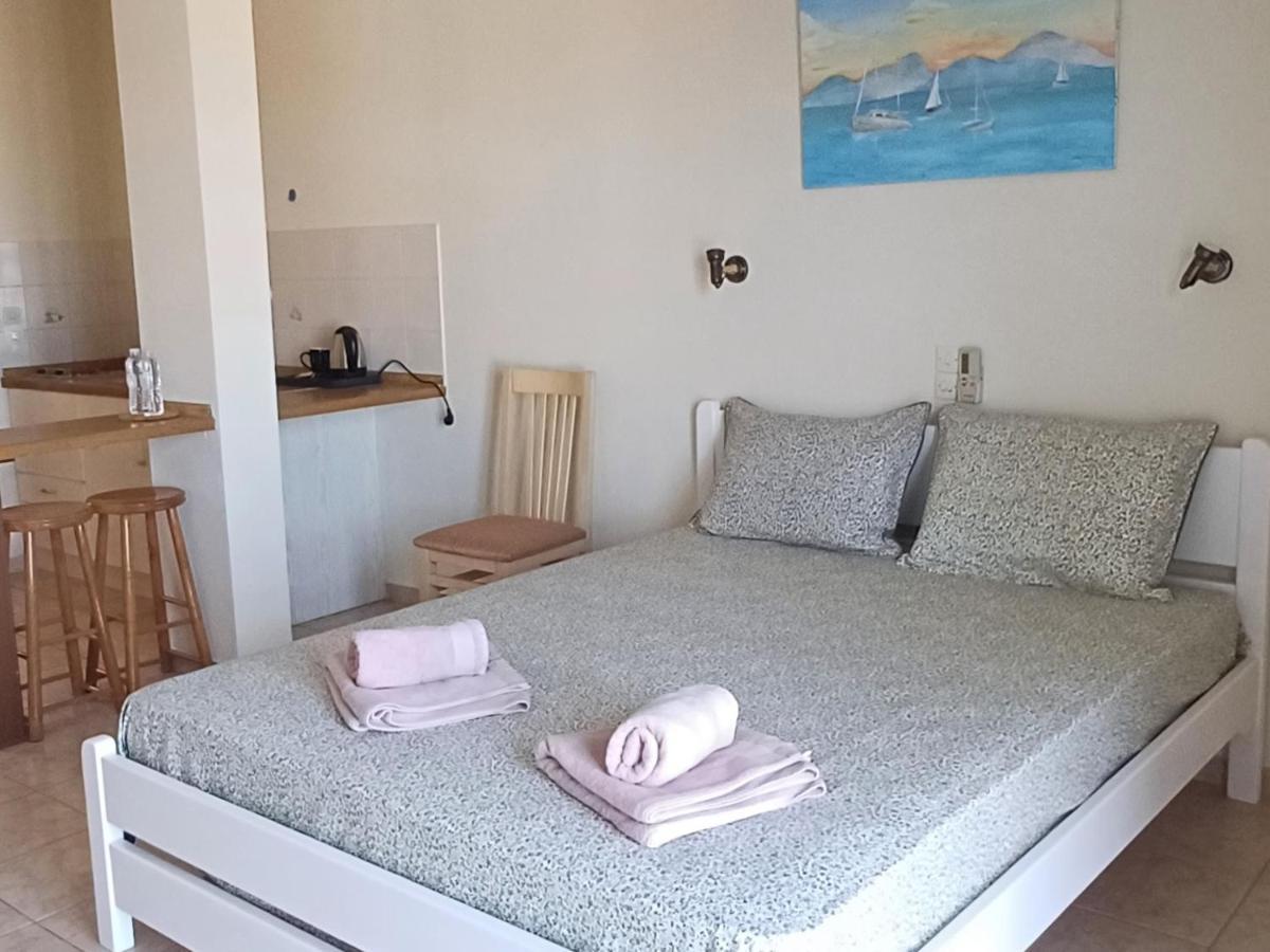 Flora Studios Corfu - Adults Only Benitses  Luaran gambar