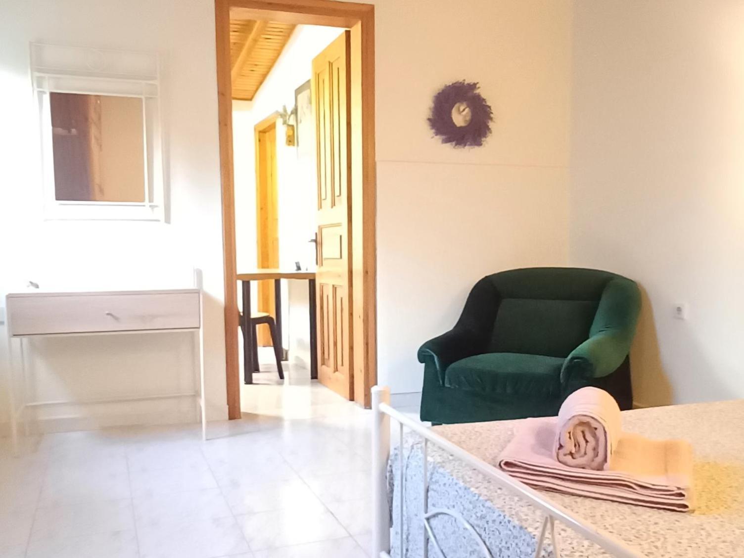 Flora Studios Corfu - Adults Only Benitses  Luaran gambar
