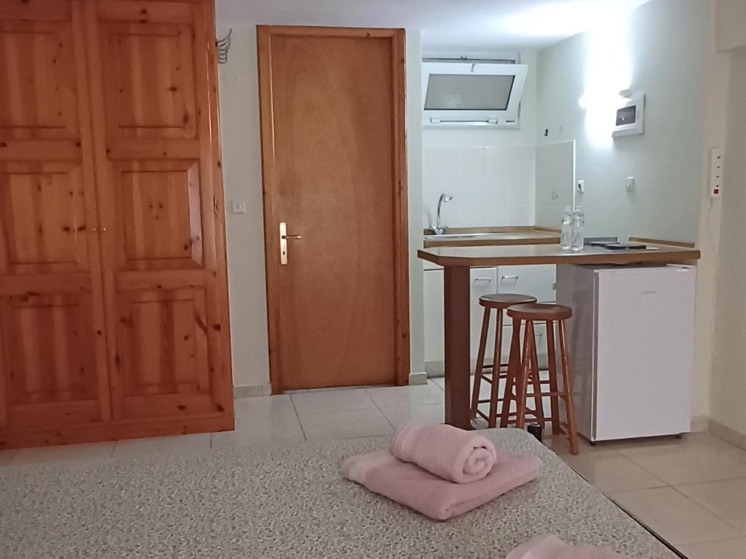 Flora Studios Corfu - Adults Only Benitses  Luaran gambar